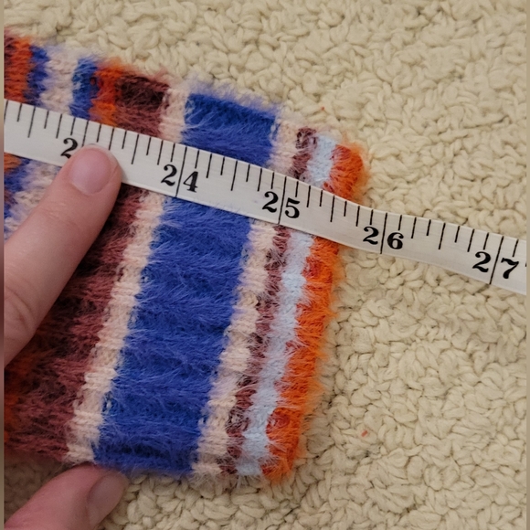 Urban Outfitters - Cleo Mock Neck Sweater - Picture 13 of 16